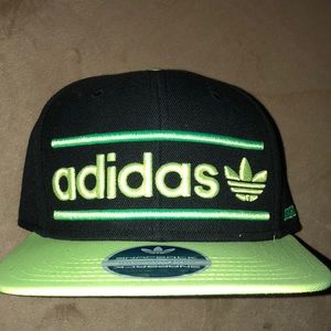 NWOT Adidas Originals SnapBack